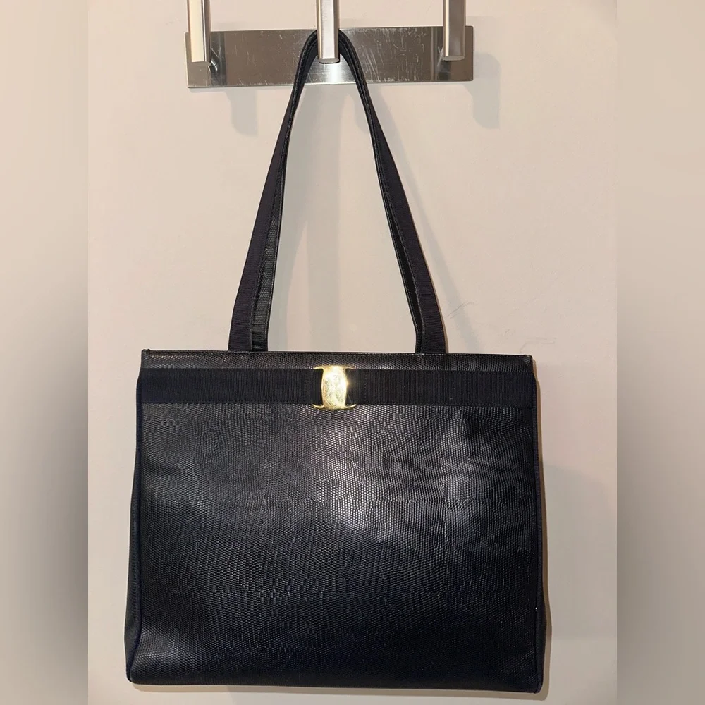 Salvatore Ferragamo Lizard Embossed Vara Tote + 2 Piece Matching Wallet Set - Picture 14 of 16